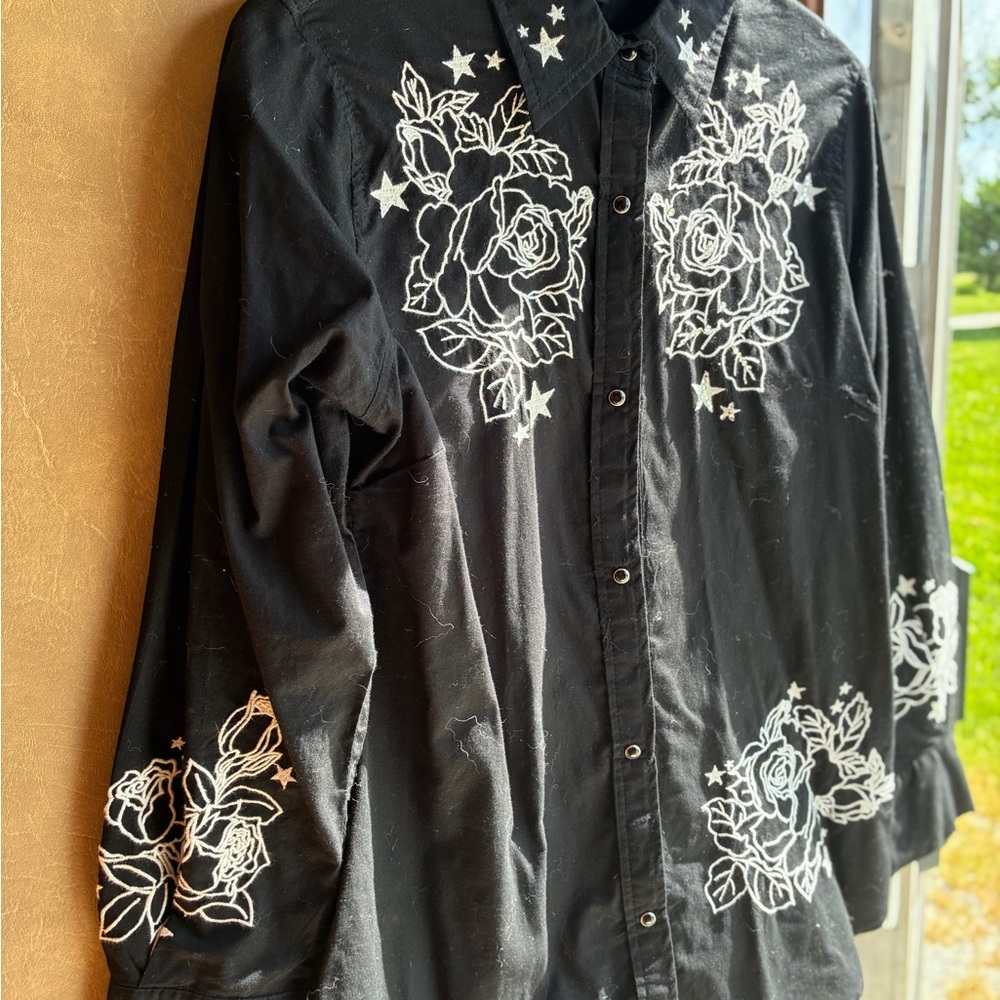 Black Embroidered Button-Down Shirt with Floral Motif